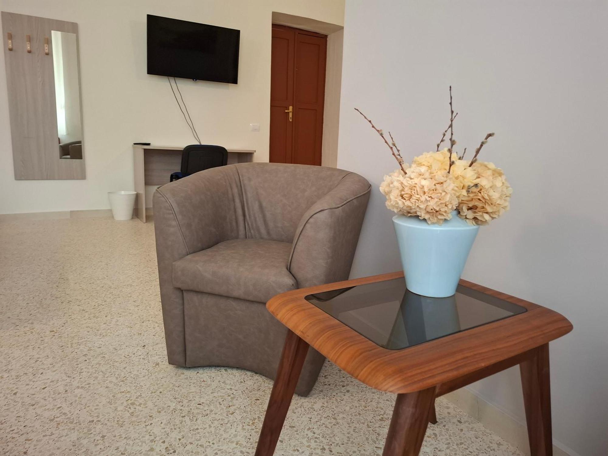 Lupi E Agnelli Bed and Breakfast Bari Exteriör bild